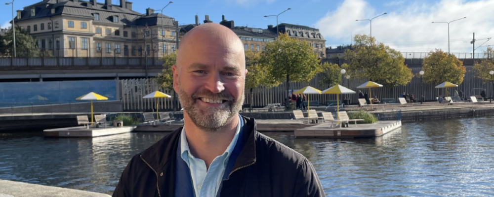 Lars Strömgren vid Munkbrohamnen Fotograf/Källa: Miljöpartiet i Stockholms stad