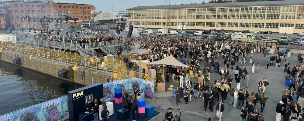 En utomhusarena på 15 000 kvadratmeter med kapacitet för upp till 20 000 besökare planeras bli Stockholms nästa större livescen. Bild: B-K