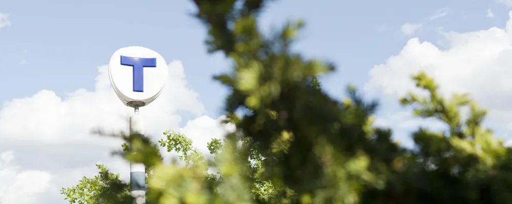 På uppdrag av Region Stockholms förvaltning för utbyggd tunnelbana och ska Svevia utföra markarbeten på den nya tunnelbanesträckan mellan Barkarby och Akalla. Foto: Johnér