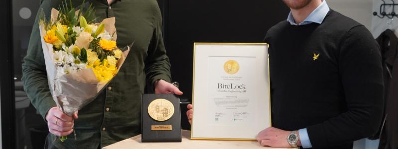 Filip Palosaari och John Elwin Segolsson vinnare av Nordbyggs Guldmedalj 2023 (Fotograf: Lina Hann)