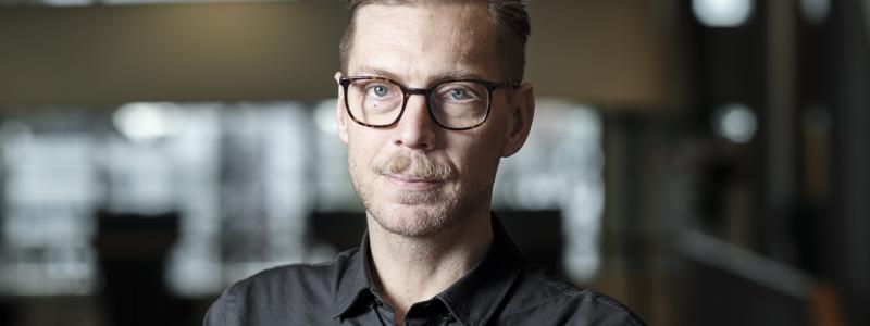 Vad ska till för att boende i ett område ska möta andra än sina likasinnade? Det är en av frågeställningarna i ett forskningsprojekt som Martin Grander leder. Foto: Malmö universitet
