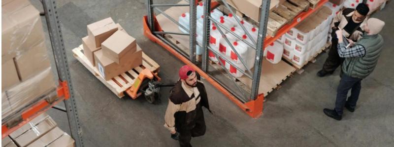 Illustration av plattform Arenastaden, en av de tre nya stationerna längs nya sträckan av gröna linjen som nu uppförs av Region Stockholm. Bild: Region Stockholm/&Rundquist.