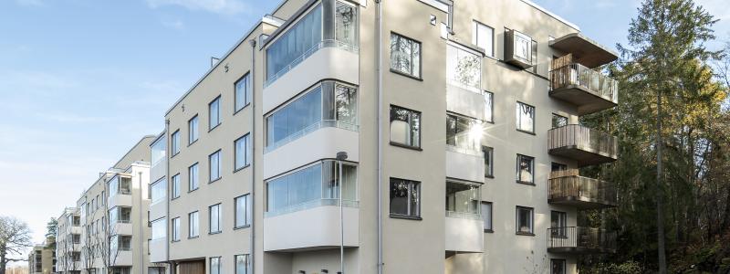 Kvarteret Skrönan kom på andra plats i tävlingen Årets Stockholmsbyggnad 2023 och nu är det nominerat till Allmännyttans bästa bygge 2024. Foto: baraBild