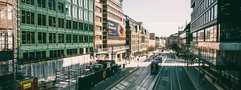 Spårvagn på Hamngatan i Stockholm. Foto: pichler/unsplash