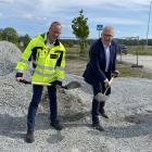 David Johansson Mathias Bohman. Upplands Väsby Besqab eds allé Sjöstråket. Pressbild: Besqab