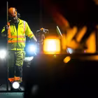 Beläggningsarbeten i tunnlarna längs E4 Förbifart Stockholm mellan Lovön och Hjulsta omfattar cirka 80 000 ton asfalt. Foto: Markus Marcetic