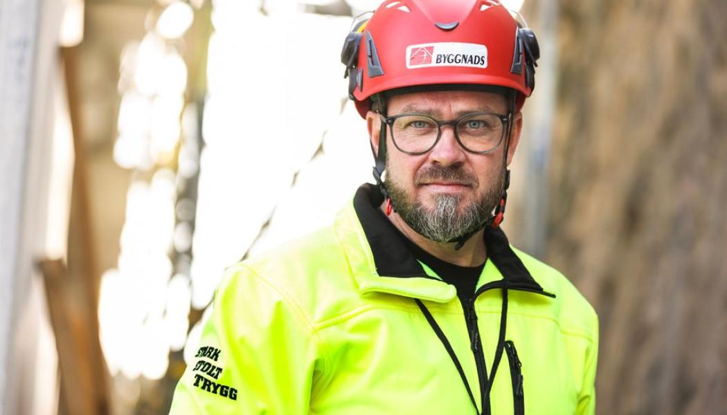 Byggnads om åtalet efter hissolyckan i Sundbyberg
