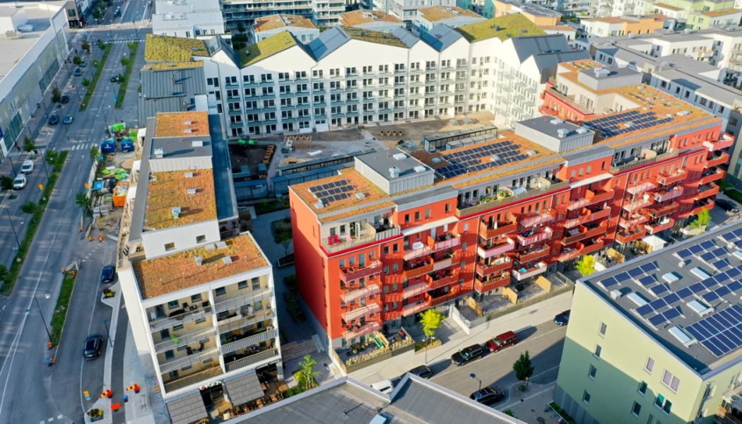 Projektet Barkarby SIX som BRABO byggt med solpaneler som bidrar till fastighetens elförsörjning. Bild: BRABO