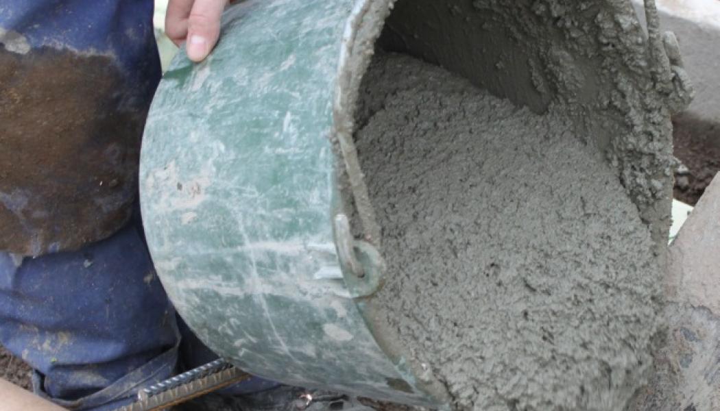 Nu ska betongen bli vänligare för klimatet. Företaget Master Builders har tagit fram en ny metod för att sänka klinkerhalten  i betong, vilket innebär lägre utsläpp av koldioxid, och samtidigt hålla hög kvalitet på produkten.