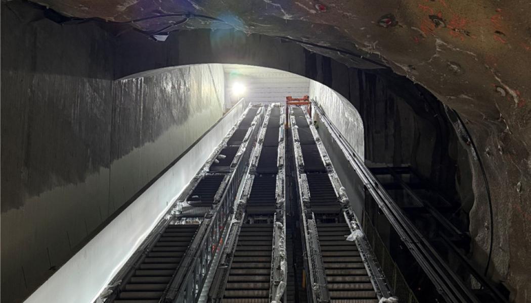 Rulltrappor på plats i Blå linjen till Barkarby