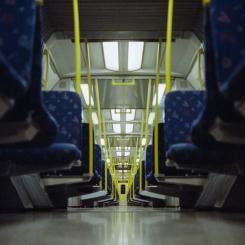 Tunnelbanespåret ska överdäckas med balkar. Foto: carl nenzen loven/unsplash