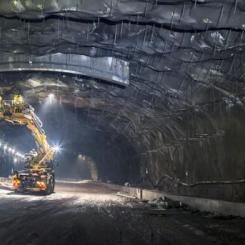 Trots att huvudtunnlarna i E4 Förbifart Stockholm är utsprängda återstår mycket arbete, innan vägen kan öppna för trafik 2030. Foto: Trafikverket