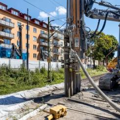 Bilden är från när vi spontade vid järnvägsspåret i Sundbyberg 2022. Foto: Trafikverket