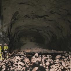 Foto taget vid arbetsmiljörond med Linda Nethercot och Niklas Broström i februari 2021. Foto: Region Stockholm