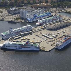 Värtahamnen i Stockholm. Pressbild: Stockholms hamnar